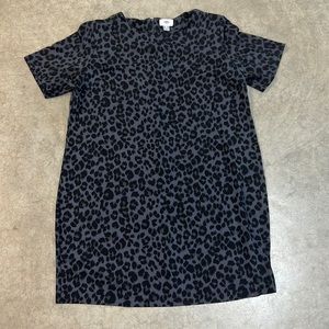 LN women’s Old Navy leopard 🐆 print dress with zip back size XL